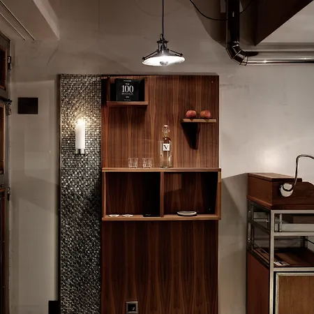 Backstage Boutique Hotell 4*