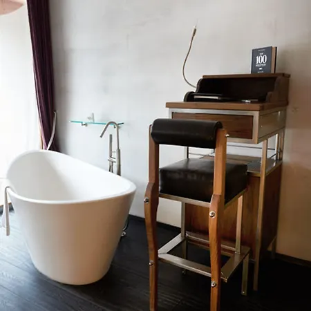 Backstage Boutique Hotell 4*