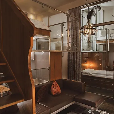 Hotel Backstage Boutique 4*