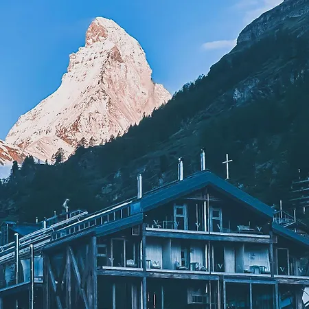 Backstage Boutique Zermatt